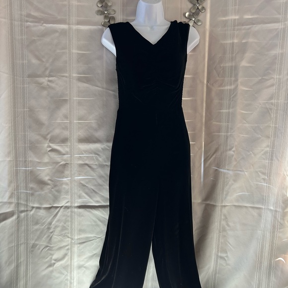 Women’s Rebecca Taylor Ruched Velvet Sleeveless V-Neck...